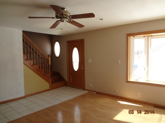 8348 Lorel Ave, Burbank, IL 60459 photo 1