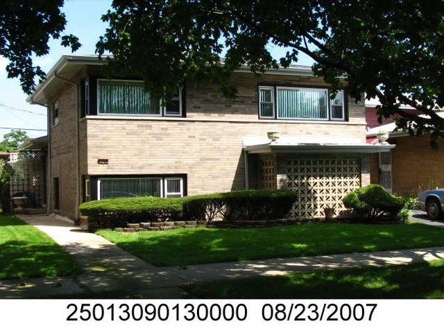 1740 E 92nd Pl, Chicago, IL 60617 photo 1