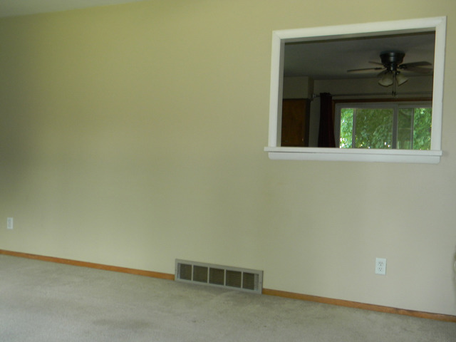 1215 Sunset Dr, Peru, IL 61354 photo 3