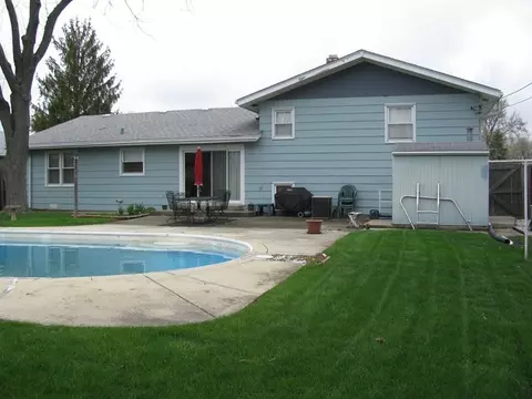 611 E 2nd St, Lockport, IL 60441 photo 12