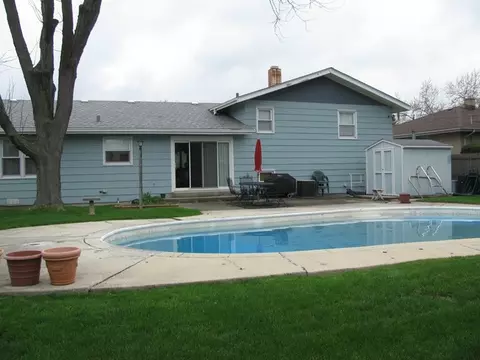 611 E 2nd St, Lockport, IL 60441 photo 14
