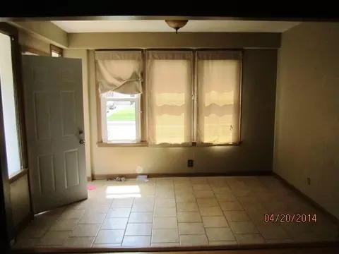 2725 7th St, Peru, IL 61354 photo 5