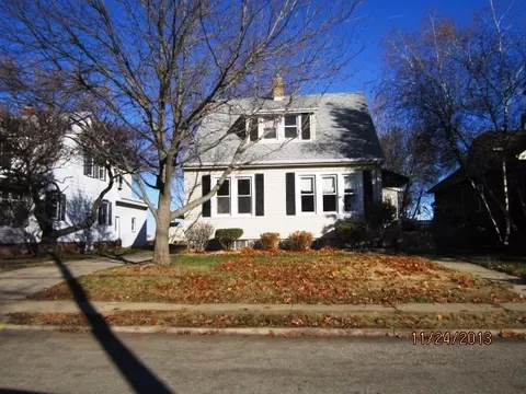 2725 7th St, Peru, IL 61354 photo 3