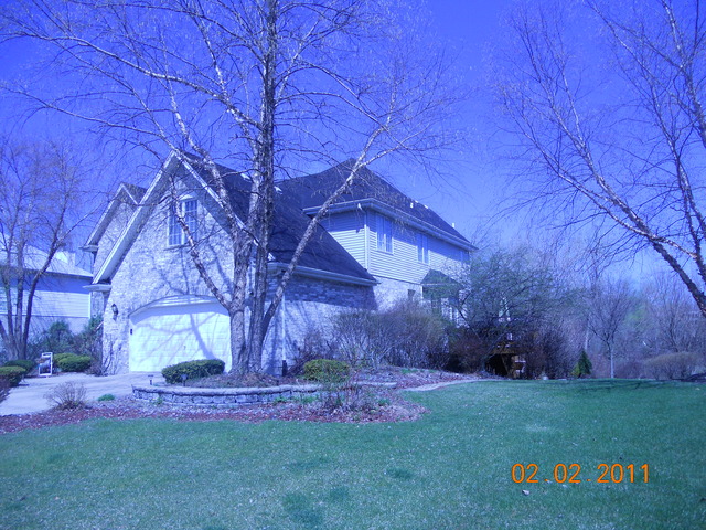 3606 Edgewater Dr, Hazel Crest, IL 60429 photo 1