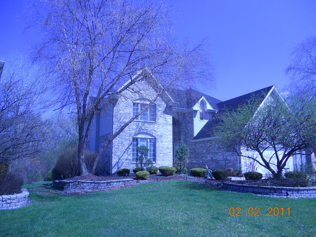 3606 Edgewater Dr, Hazel Crest, IL 60429 photo 2