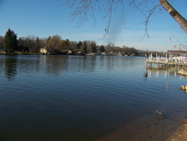 101 S River Rd, Mchenry, IL 60051 photo 10