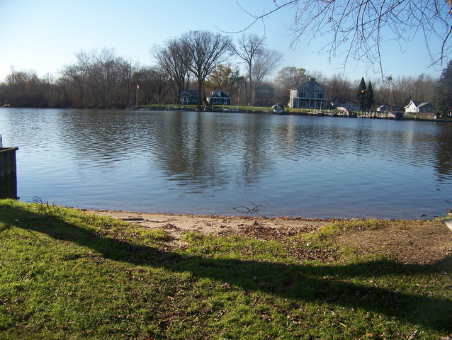 101 S River Rd, Mchenry, IL 60051 photo 9