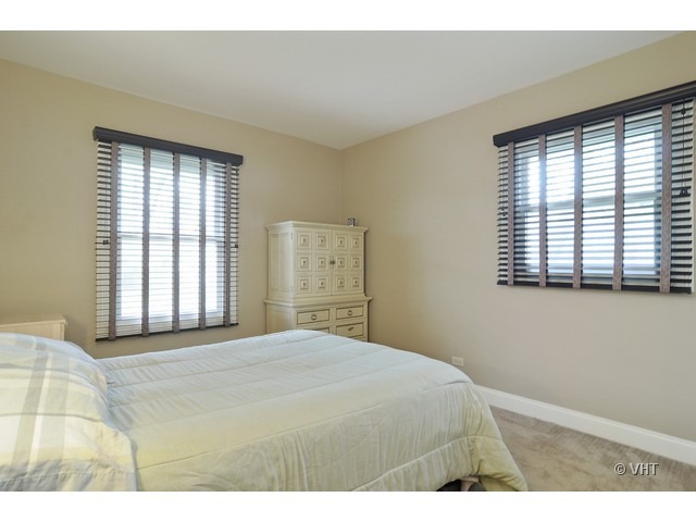 1864 Polk Ct, Rolling Meadows, IL 60008 photo 10
