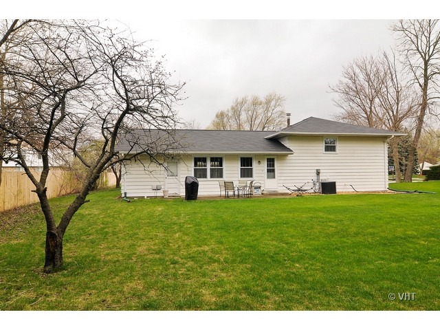 1864 Polk Ct, Rolling Meadows, IL 60008 photo 15