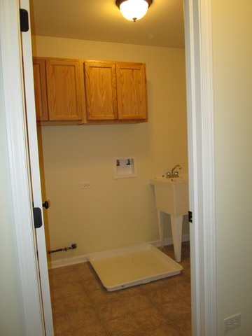 5 E Rocket Cir, Park Forest, IL 60466 photo 16