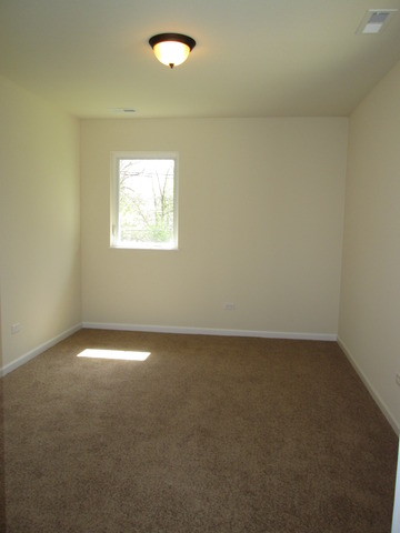 5 E Rocket Cir, Park Forest, IL 60466 photo 14