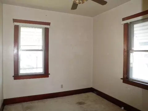 2422 7th St, Peru, IL 61354 photo 8
