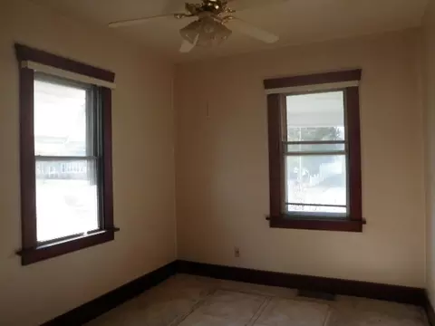2422 7th St, Peru, IL 61354 photo 5
