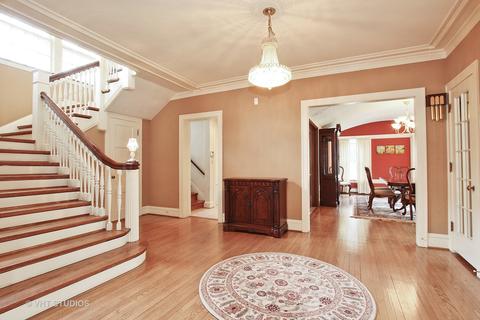 9250 S Pleasant Ave, Chicago, IL 60643 photo 2