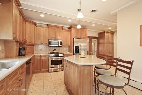 9250 S Pleasant Ave, Chicago, IL 60643 photo 5