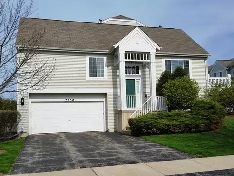 2250 Daybreak Dr, Aurora, IL 60503 photo 1