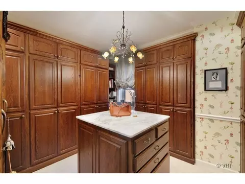 305 Greenleaf St, Evanston, IL 60202 photo 11
