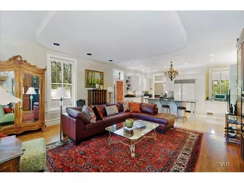 305 Greenleaf St, Evanston, IL 60202 photo 7