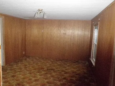 404 Benton St, Newark, IL 60541 photo 8