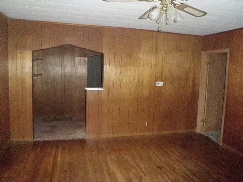 404 Benton St, Newark, IL 60541 photo 7