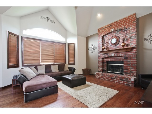 12202 Red Clover Ln, Plainfield, IL 60585 photo 7