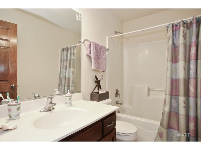 12202 Red Clover Ln, Plainfield, IL 60585 photo 18
