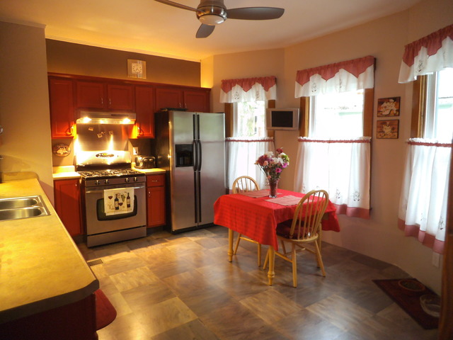 414 E Mason St, Polo, IL 61064 photo 6