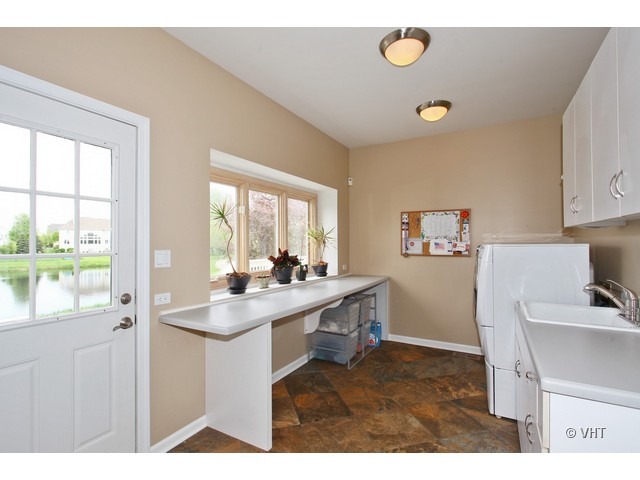 3451 White Eagle Dr, Naperville, IL 60564 photo 15