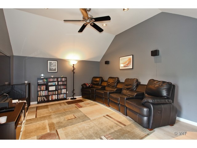 3451 White Eagle Dr, Naperville, IL 60564 photo 8