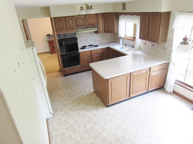 3934 Carousel Dr, Northbrook, IL 60062 photo 5