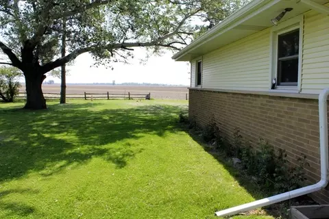 2838 River Rd, Kankakee, IL 60901 photo 6