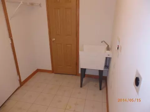930 Symphony Dr, Aurora, IL 60504 photo 13