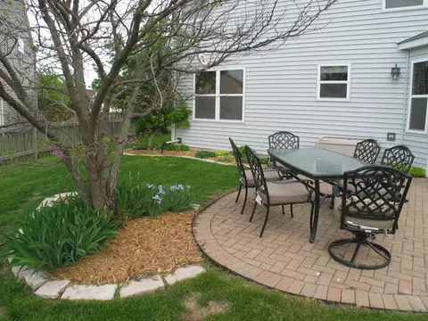 7703 Oleander Dr, Plainfield, IL 60586 photo 3