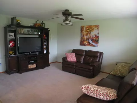 7703 Oleander Dr, Plainfield, IL 60586 photo 12