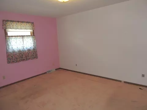 1731 Prospect Ave, Peru, IL 61354 photo 6