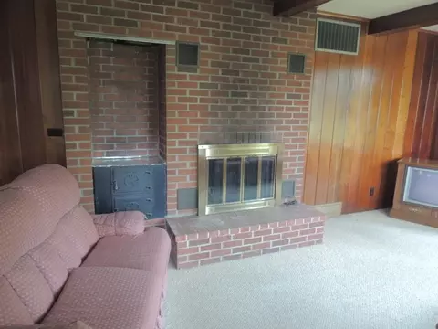 1616 12th St, Peru, IL 61354 photo 7