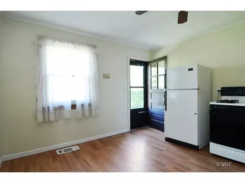 2500 Park St, Rolling Meadows, IL 60008 photo 4