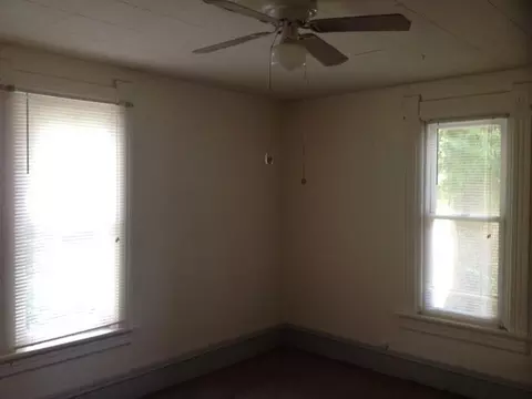 706 Main St, Henry, IL 61537 photo 15