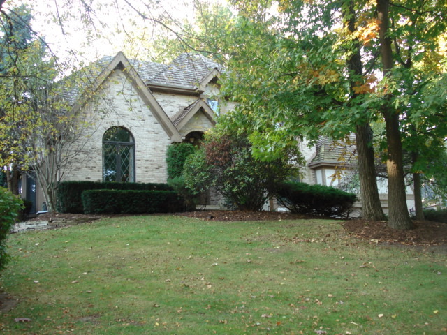 979 Baytree Dr, Bartlett, IL 60103 photo 1