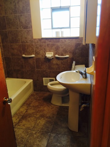 9133 Bartlett Ave, Brookfield, IL 60513 photo 18