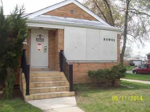 525 E 86th Pl, Chicago, IL 60619 photo 1