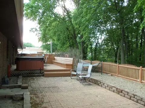 3885 School Dr, Morris, IL 60450 photo 3