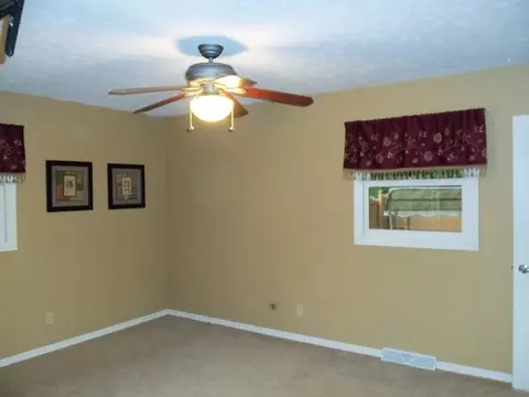 3885 School Dr, Morris, IL 60450 photo 14