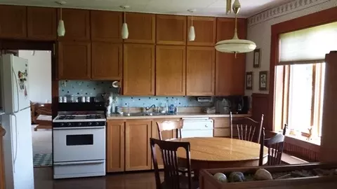 315 N Cedar St, Cedar Point, IL 61316 photo 10
