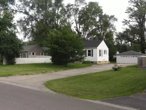 407 E North St, Lockport, IL 60441 photo 12