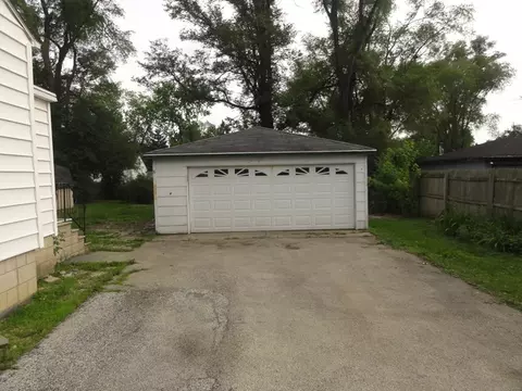 407 E North St, Lockport, IL 60441 photo 9