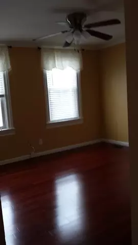 425 Beach St, Aurora, IL 60505 photo 7