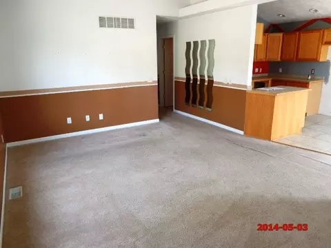 525 Webster St, Ottawa, IL 61350 photo 3