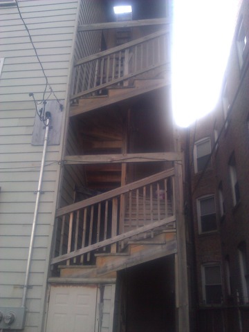 Undisclosed, Chicago, IL 60615 photo 3