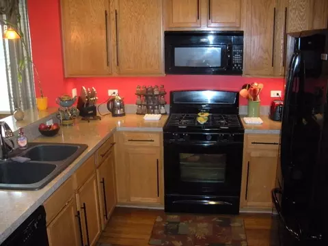 821 Daniel Dr, Minooka, IL 60447 photo 6